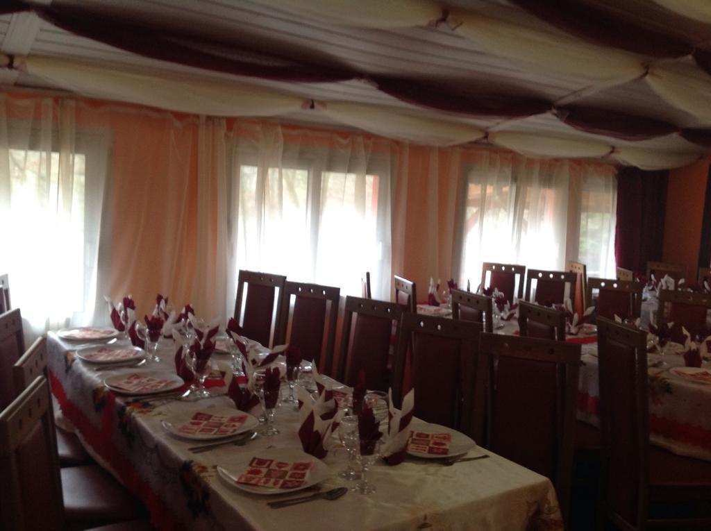 Hotel Panoramic Moneasa Quarto foto